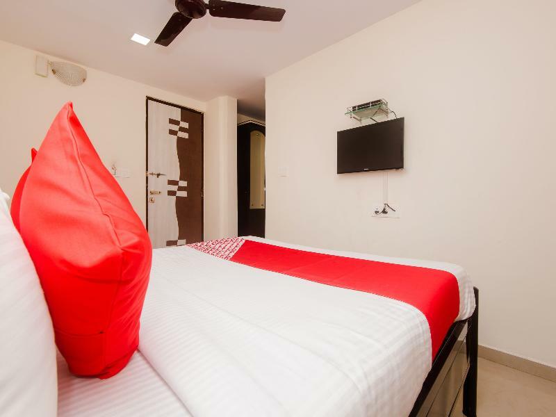 Oyo Flagship 756 Hotel Sarang Heritage Navi Mumbai Exterior foto